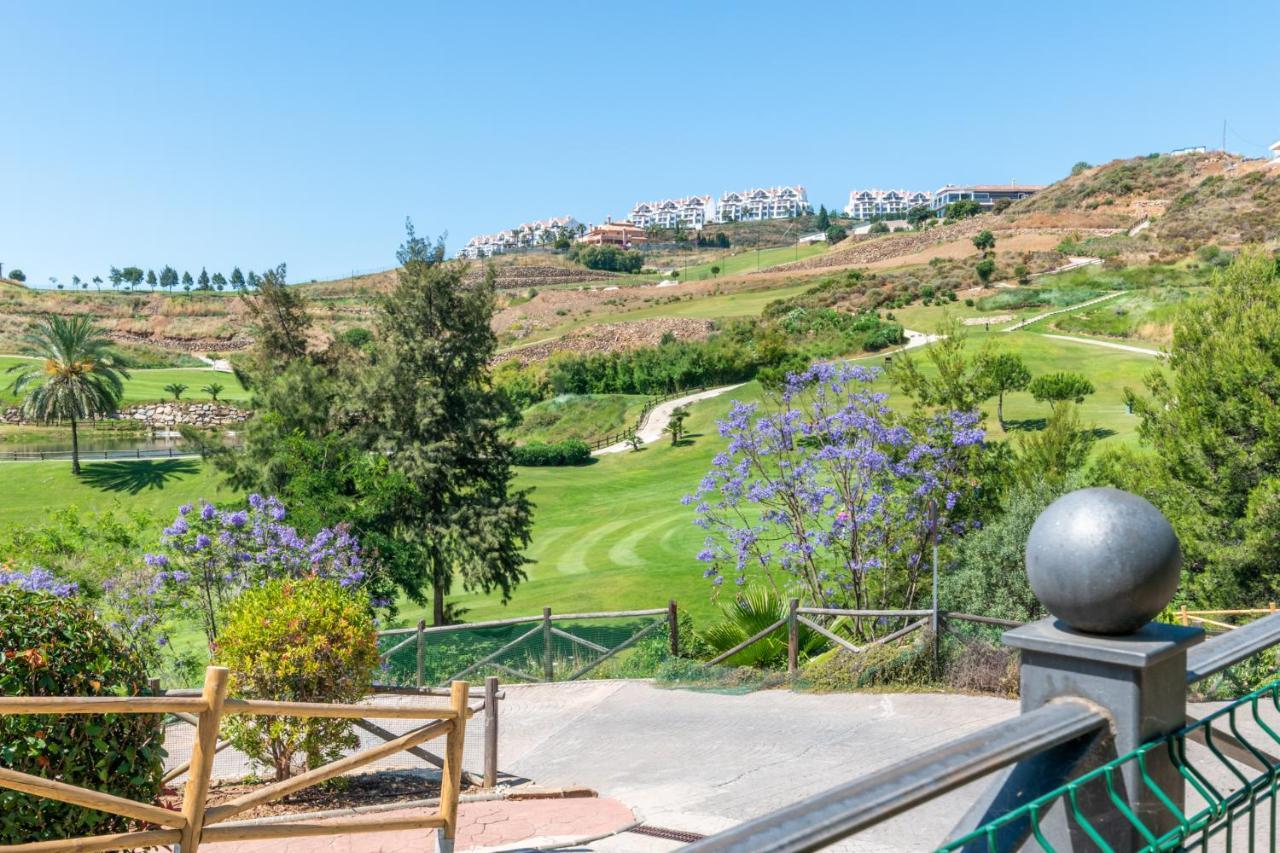 2Br Calanova Grand Golf - Wifi/Ac/Pool Apartman Málaga Kültér fotó