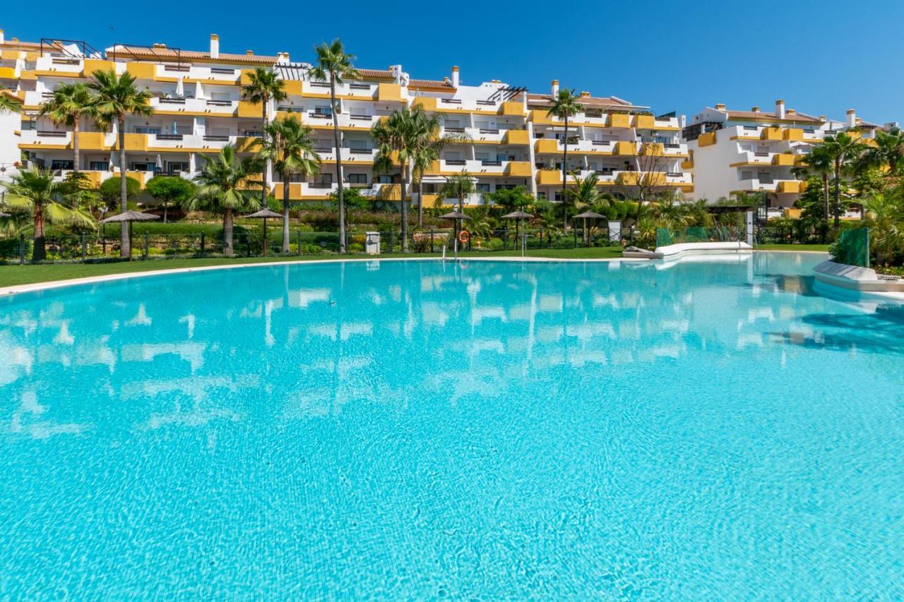 2Br Calanova Grand Golf - Wifi/Ac/Pool Apartman Málaga Kültér fotó